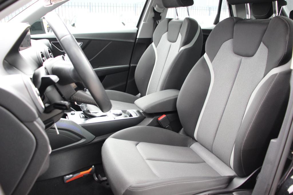 Audi Q2 1.4 tfsi | limited | s-tronic | led | navi