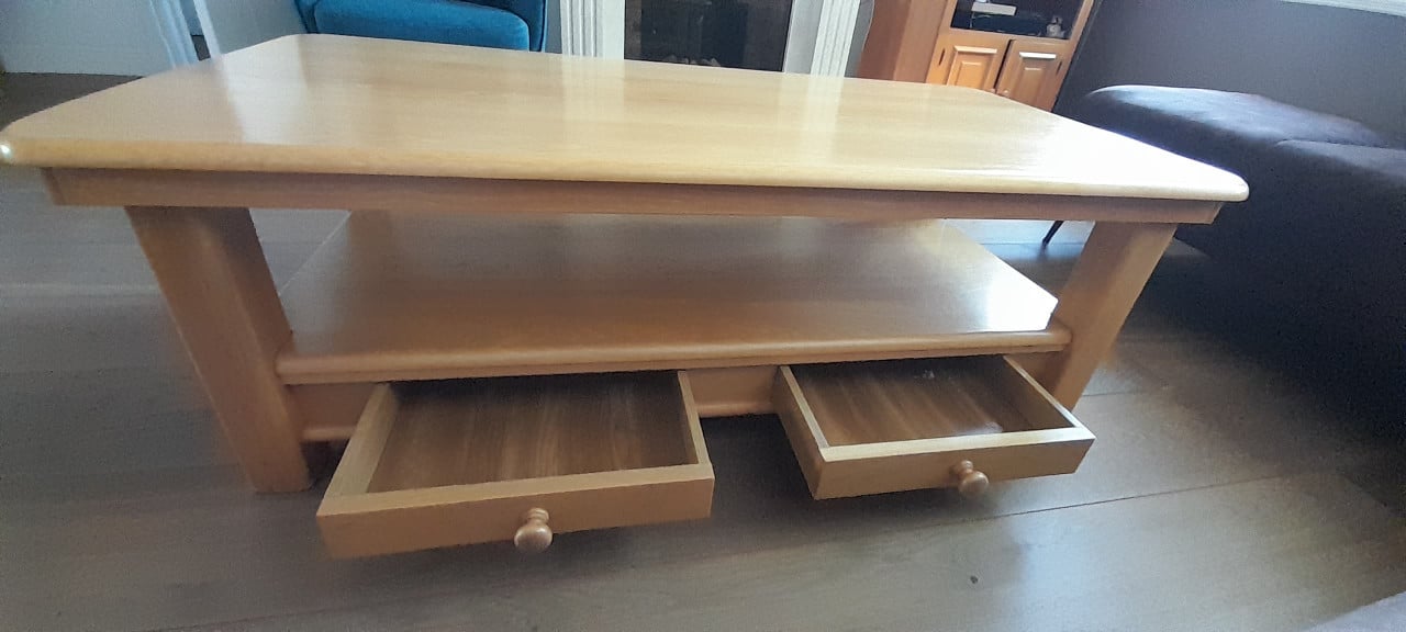 Eiken Salontafel