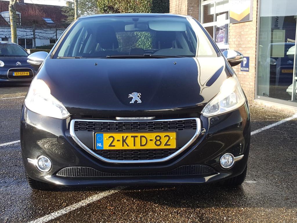 Peugeot 208 1.2 vti 82pk 5d urban soul navigatie | cruise control | airco |