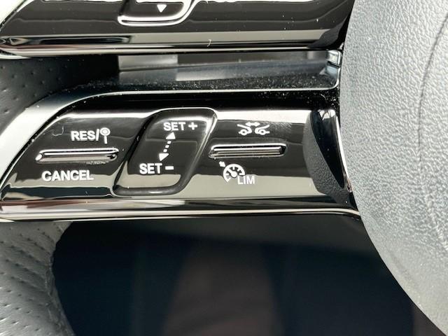 Mercedes-Benz Glc 300e 4matic amg i airmatic l gestuurde achteras l panoram