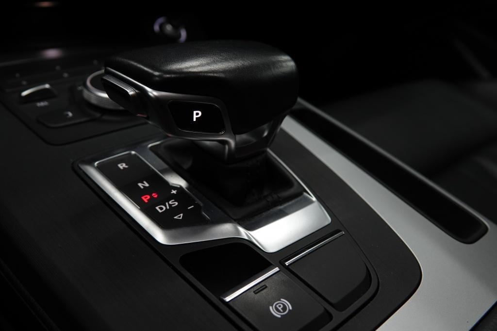 Audi Q5 2.0 quattro hybride | pano | luchtvering | led |