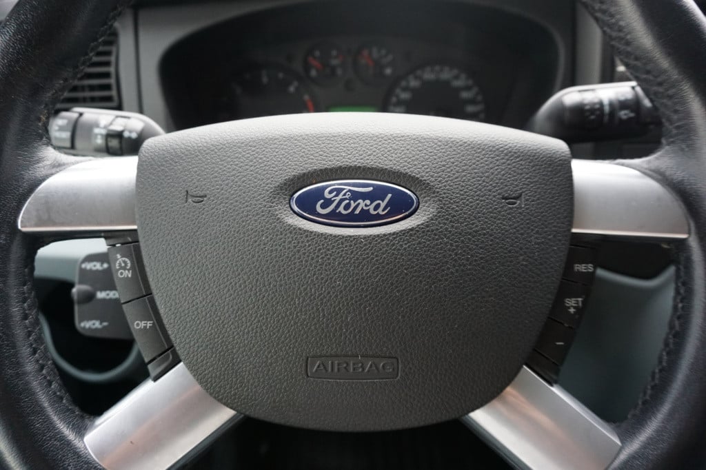 Ford Onbekend transit kombi 300s 2.2 tdci ambiente - hefdak - 9persoons / a