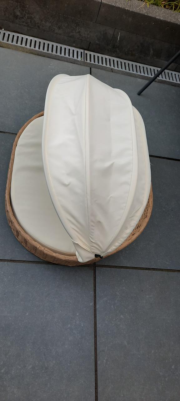 Hondenmand met luifel in rotanlook