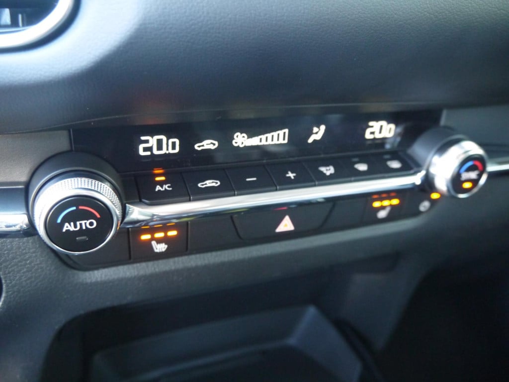 Mazda Cx-30 2.0 e-skyactiv-x m hybrid homura