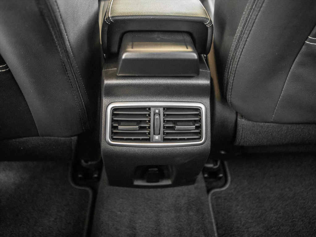 Renault Megane tce 130pk bose | navigatie | camera | park. sensoren | cruis