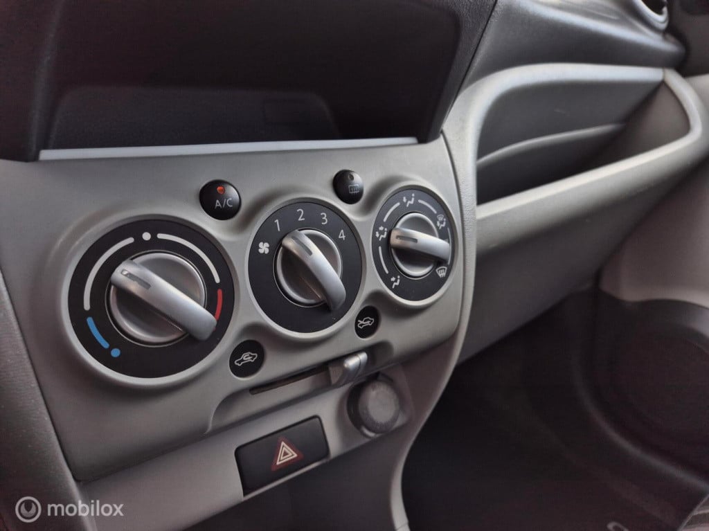 Nissan Pixo 1.0 acenta / origineel nederlands / 2e eigenaar / airco