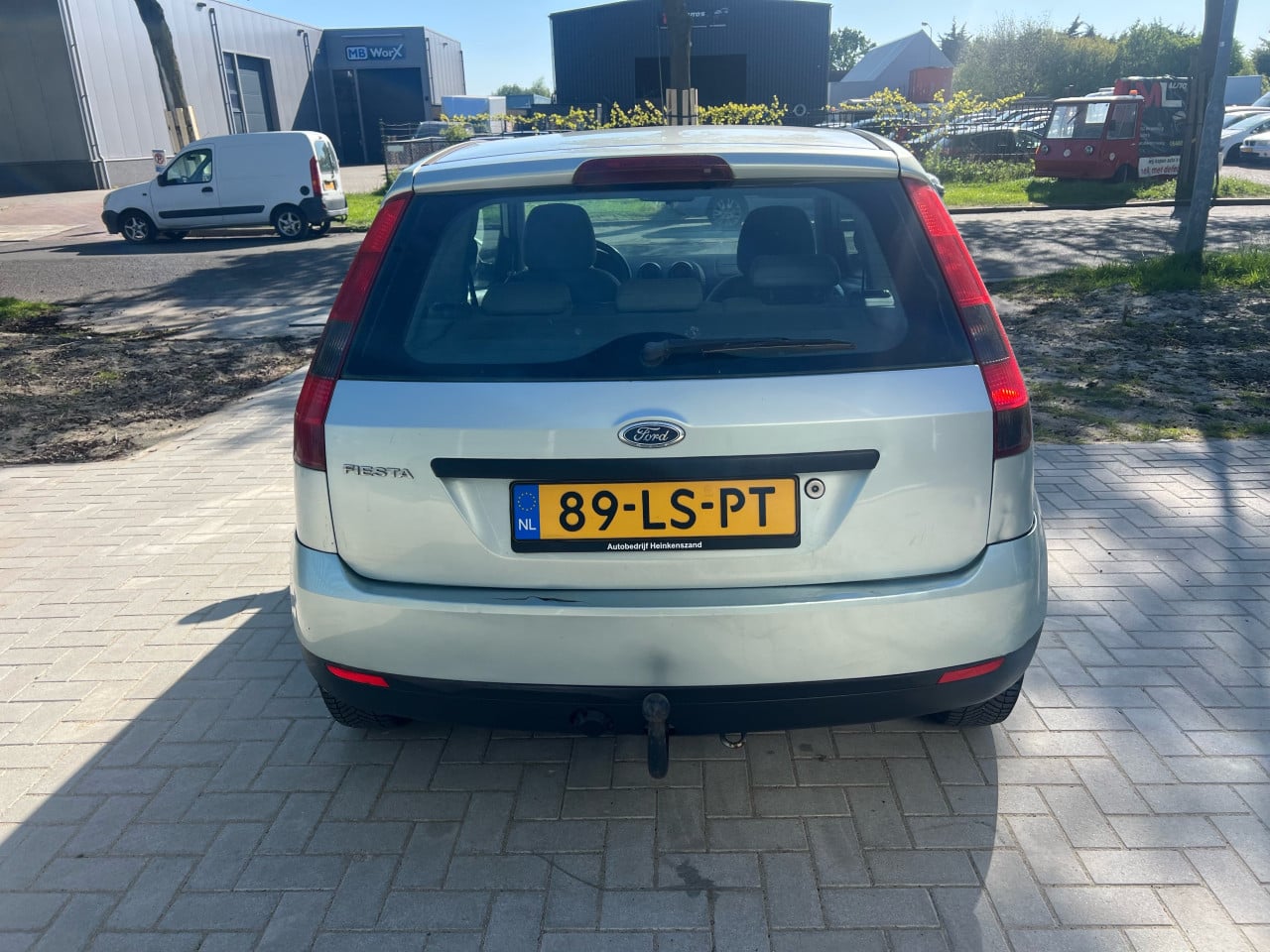 Ford Fiesta 1.25-16V  Inruil Koopje €750