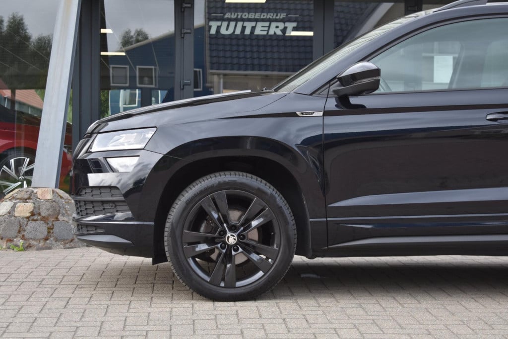 Skoda Karoq 1.5 tsi act sportline | trekhaak | camera | nap | virtual cockp