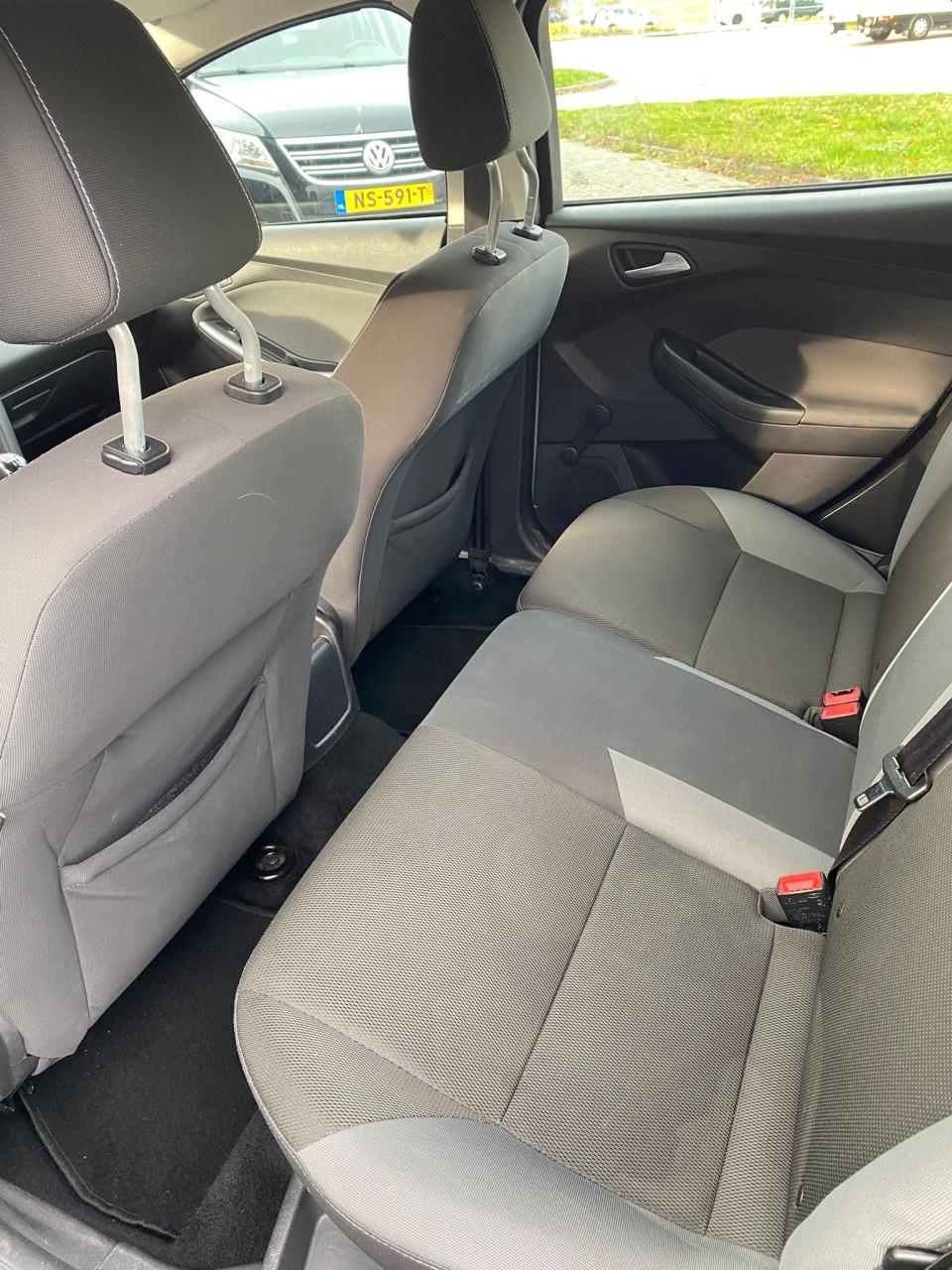 Ford Focus 1.6 Tdci 77KW Wagon 2012 Grijs | NAP