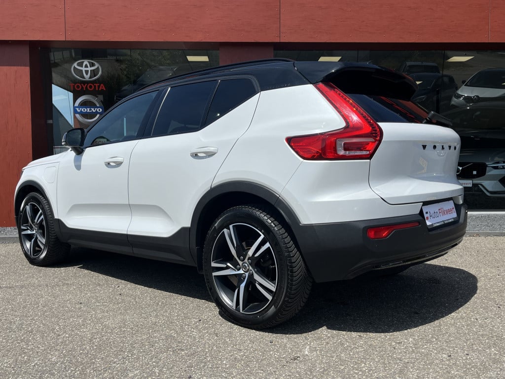Volvo XC40 1.5 t5 recharge r-design | cruise | carplay | trekhaak | harman/