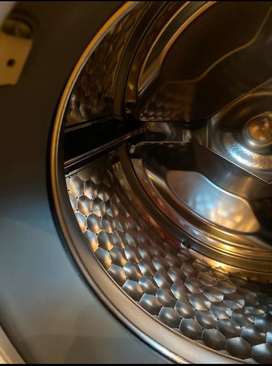 Miele wasmachine 5 kg 1600 toren met AquaStop perfect staat