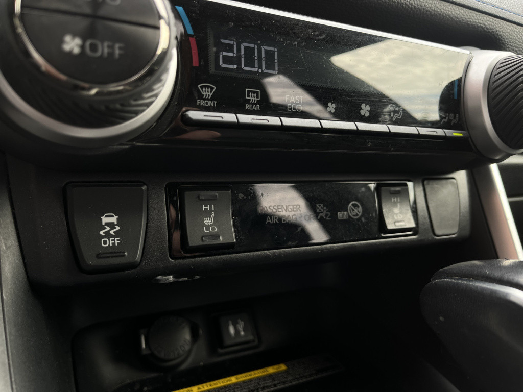 Toyota Rav4 2.5 hybrid bi-tone | navi | camera | stoel/stuurverw. | lmv