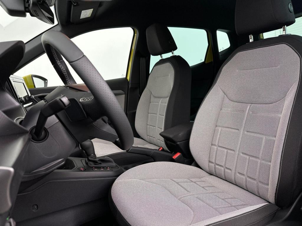 Seat Arona fr business connect 1.0 ecotsi 85 kw / 115 pk suv
