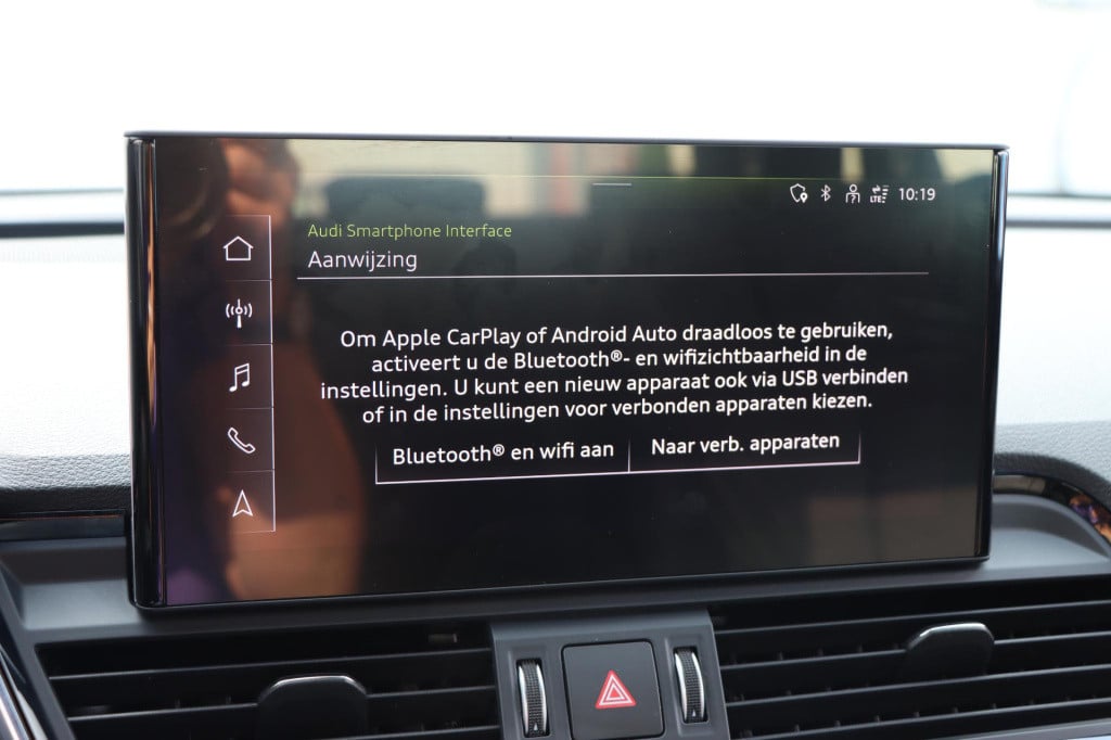 Audi Q5 50 tfsi e quattro s edition 300pk s-tronic audi q5 50 tfsi e s edit