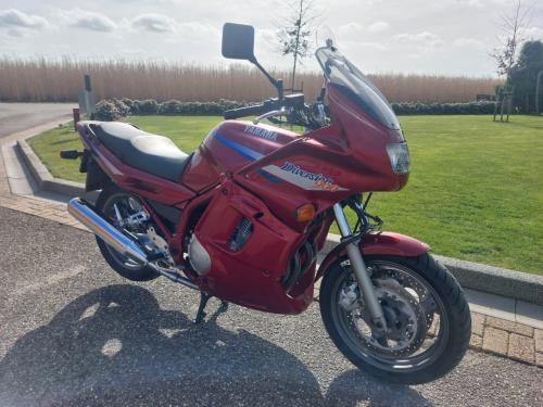 Yamaha diversion 900cc