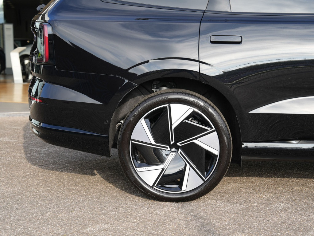Volvo Ex90 ex90 twin motor awd ultra pilot assist / 22 inch