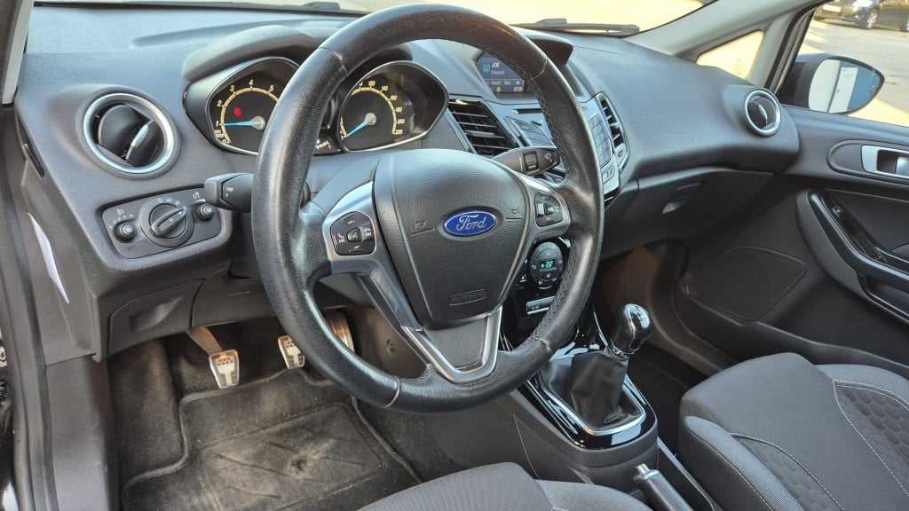 Ford Fiesta 1.0 ecoboost. sport*navi*airco*pdc*lmv*nap*