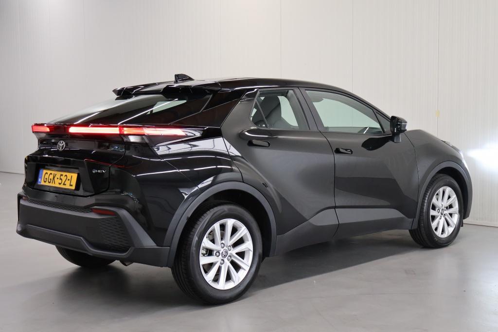 Toyota C-hr 1.8 hybrid 140 active