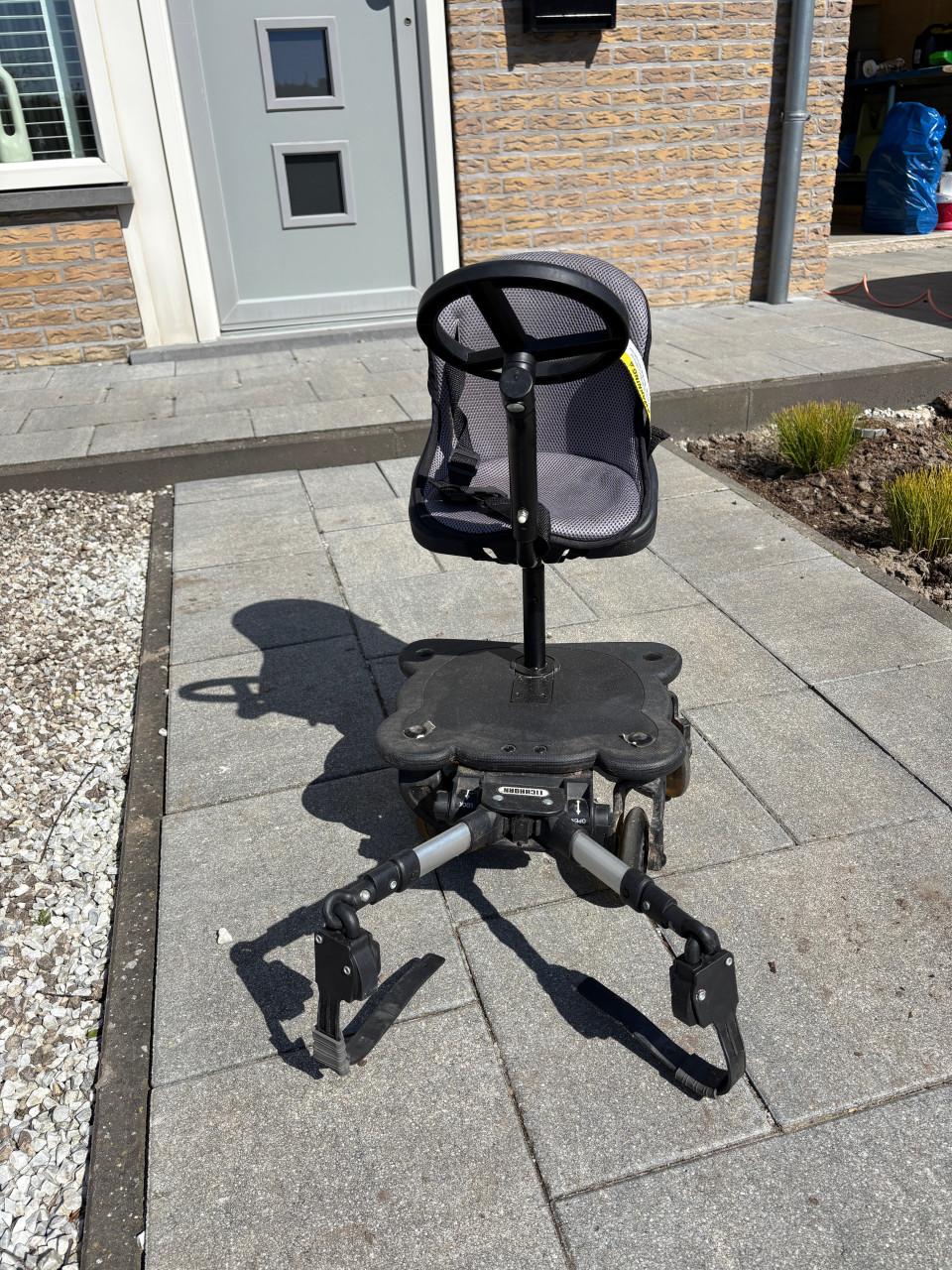 Meerijplank met zitje voor kinderwagen