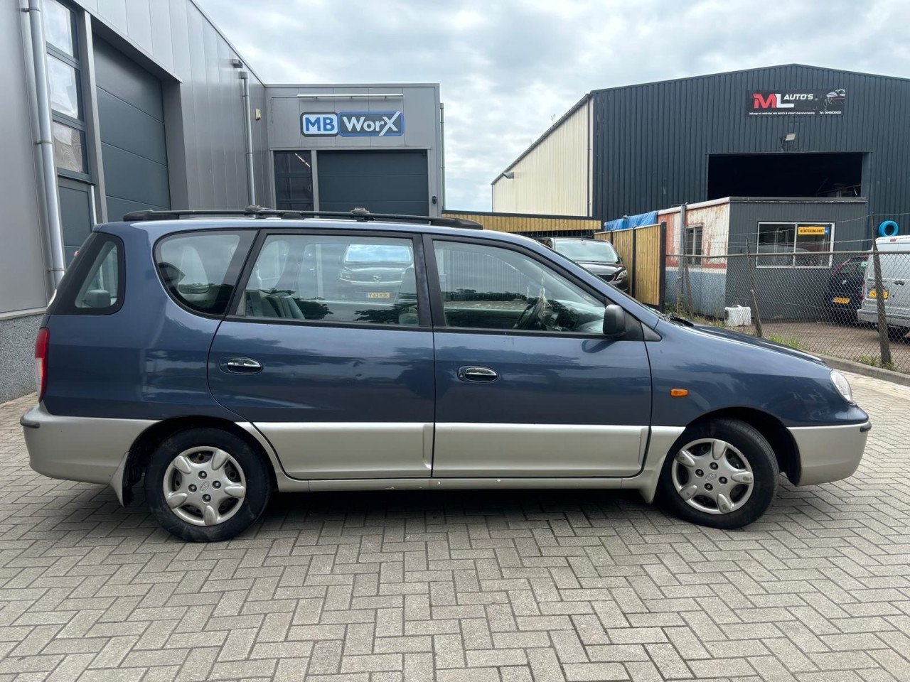 Kia Carens 1.8Ls Airco inruilkoopje € 750
