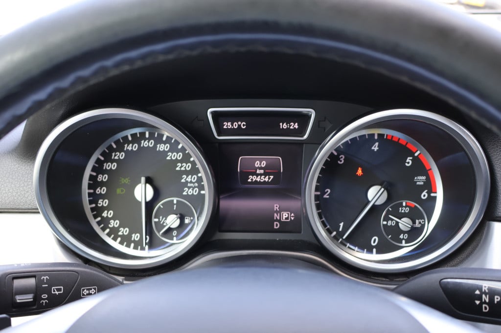 Mercedes-Benz ML-klasse 350 bluetec 4matic l grijs kenteken l 4 x 4 l trekh