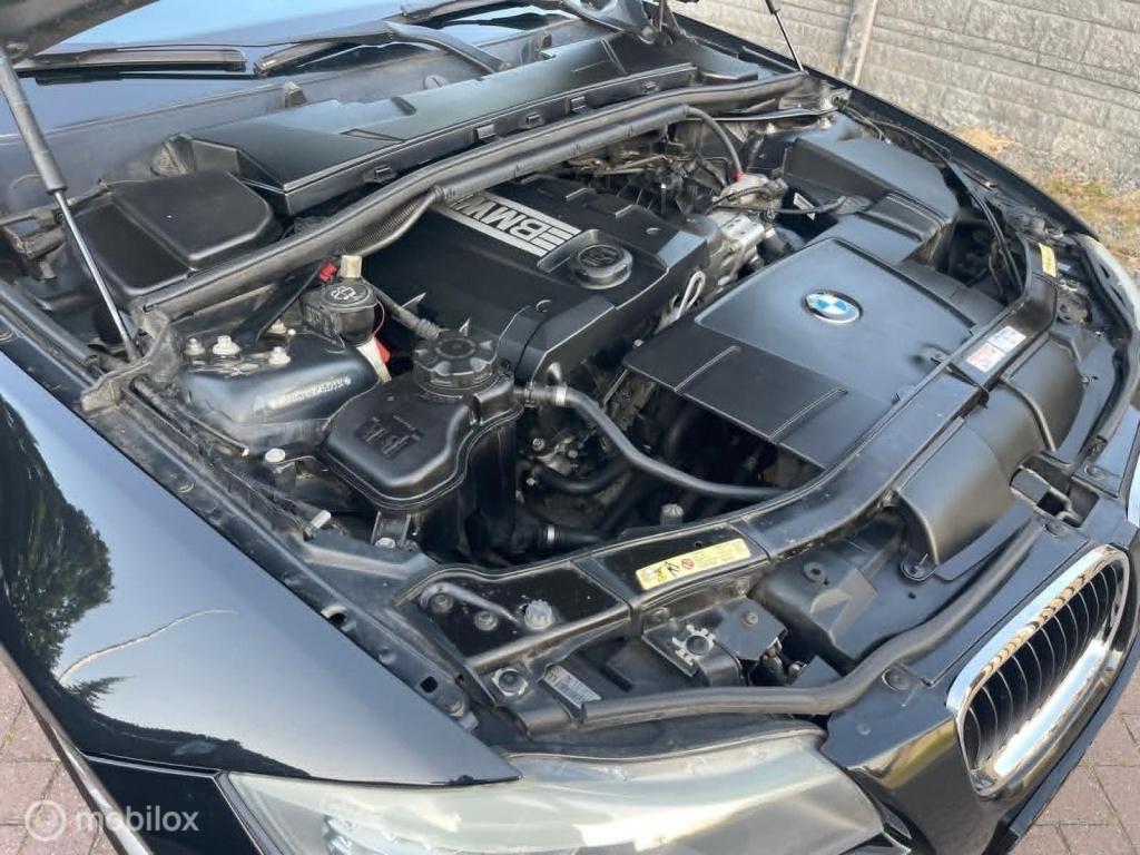 BMW 3-serie touring 318i business line