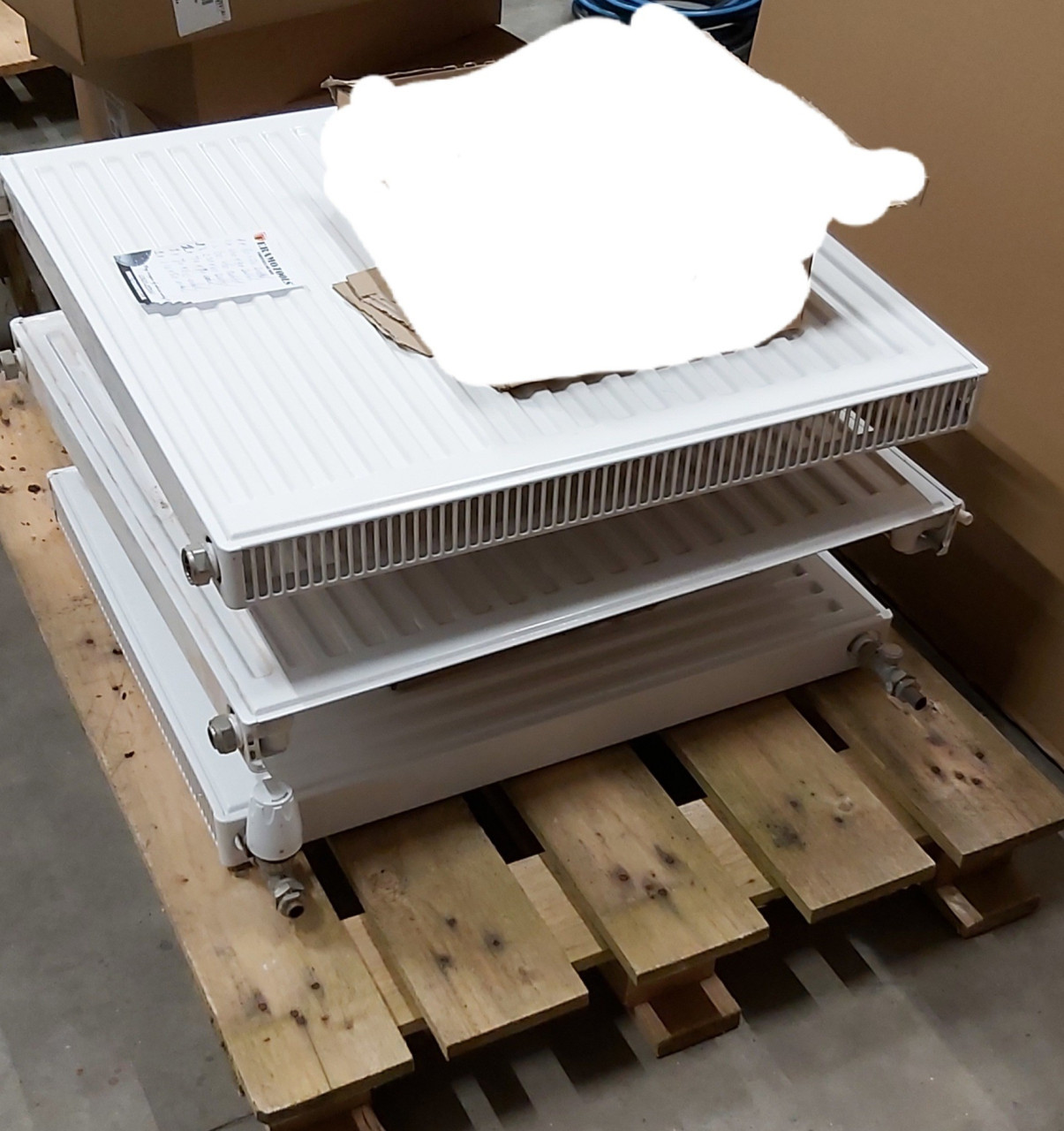 Radson Radiatoren inclusief kranen zo goed als nieuw.