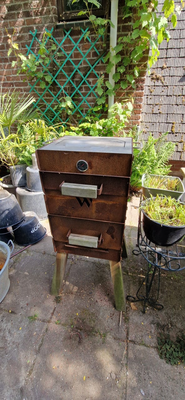 Kachel, pizza oven en bbq van welvaere