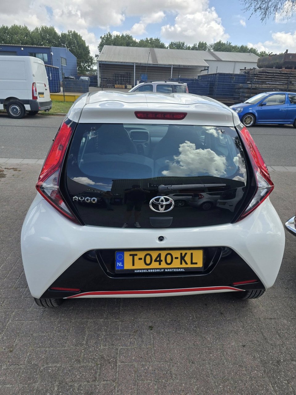 Toyota aygo 1.0 VVT-i x- city  AUTOMAAT!!!!! km13650