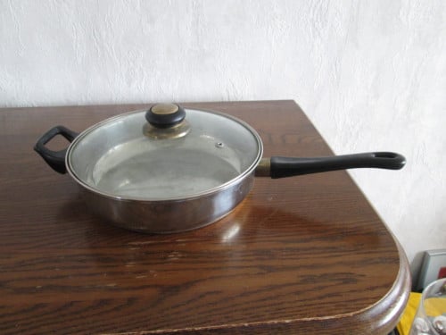 Braadpan met deksel