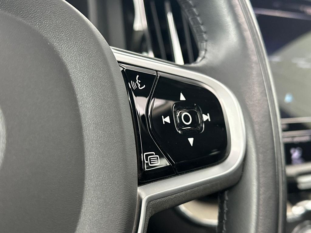Volvo XC60 t6 340pk recharge r-design| trekhaak| pano| camera| adap.cruise