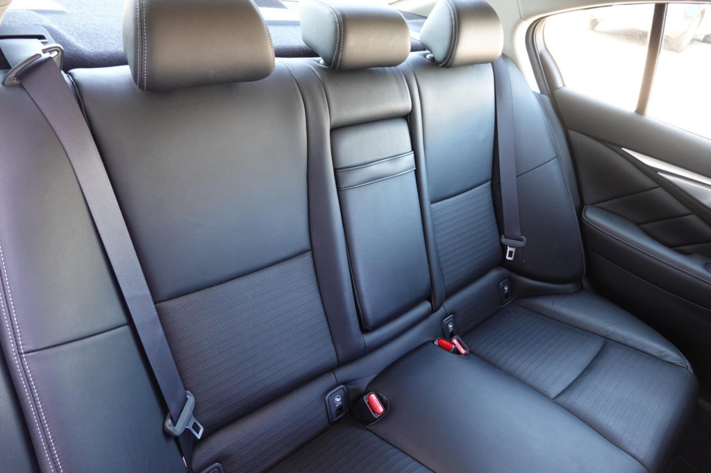 Infiniti Q q50 2.0t sport