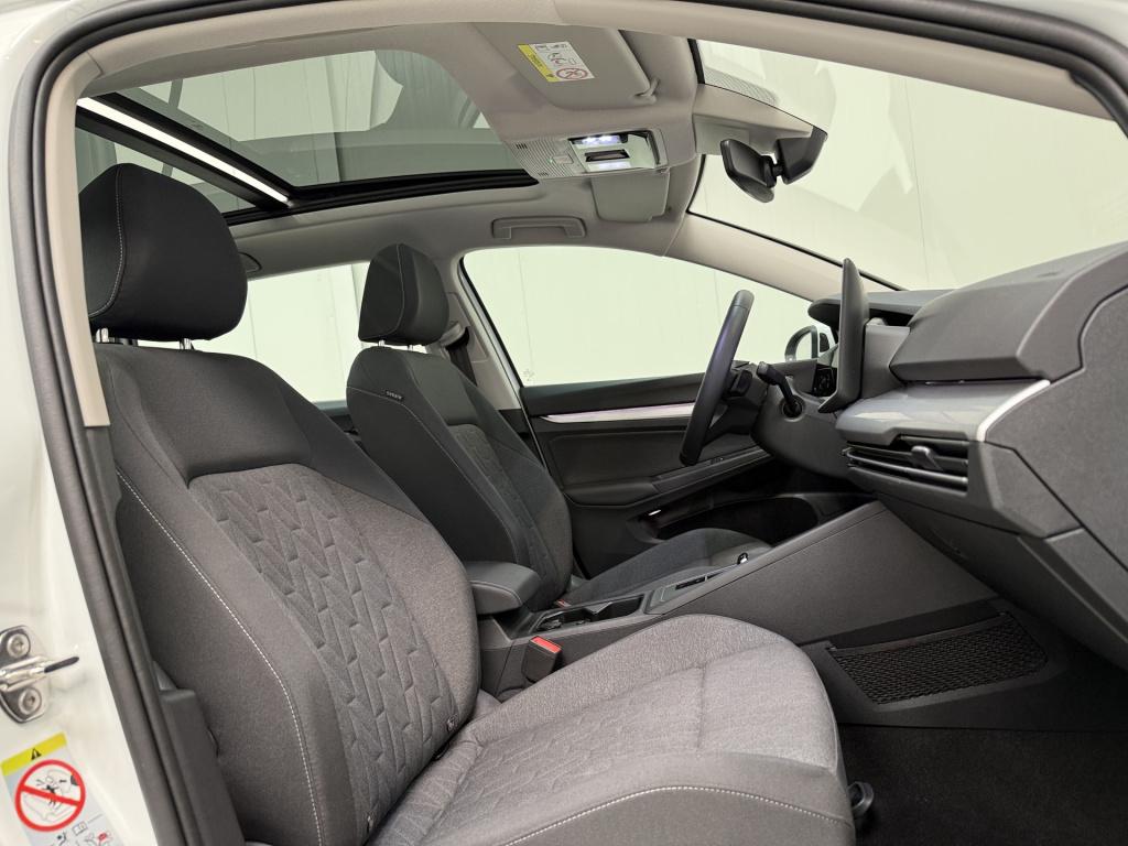 Volkswagen Golf variant 1.5 etsi 150pk dsg style | pano dak