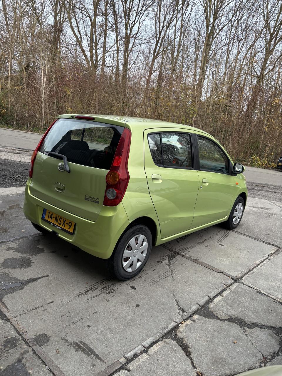 Daihatsu cuore weinig kilometers en een jaar apk!