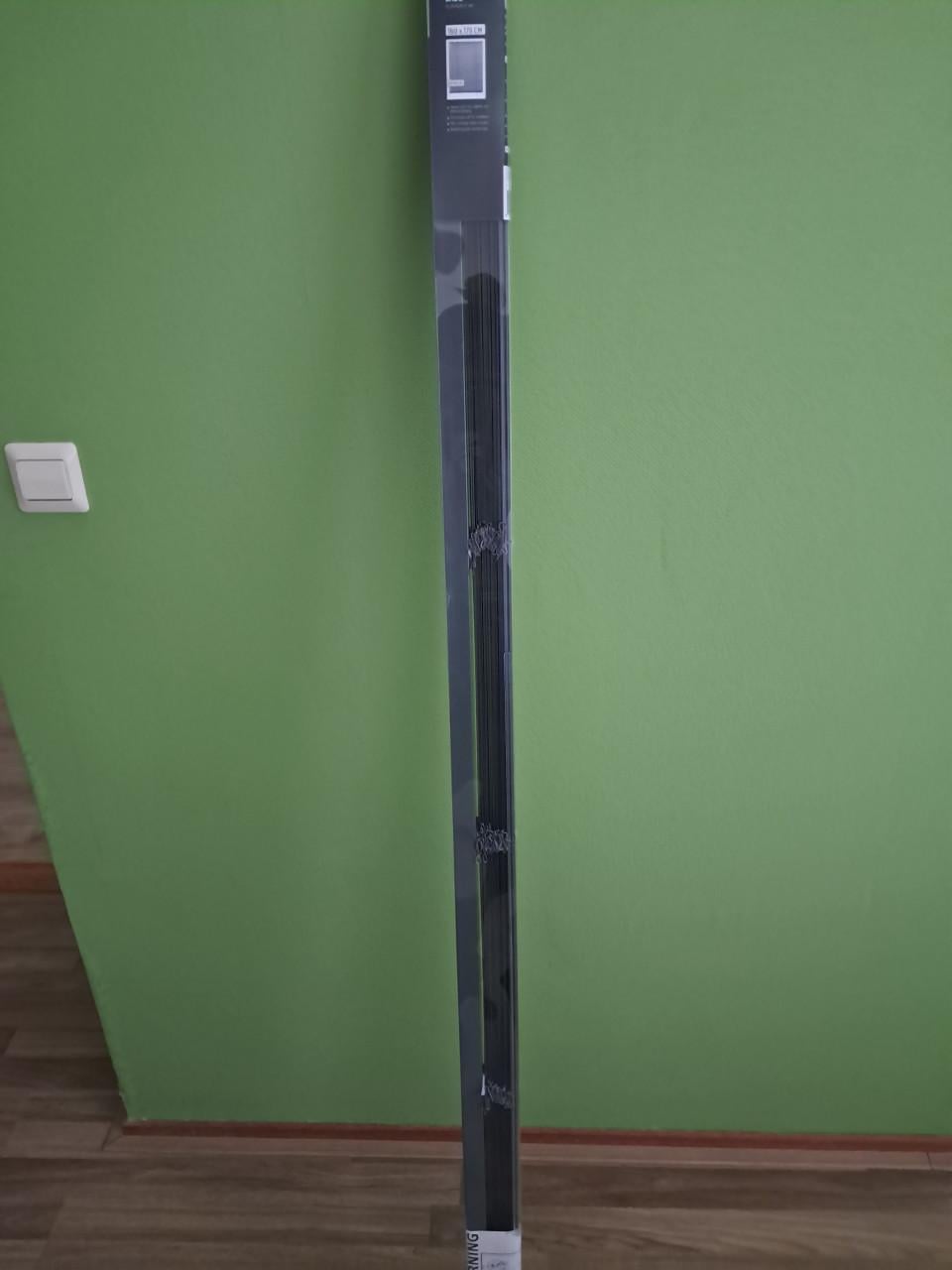 Te koop nieuwe jaloezie