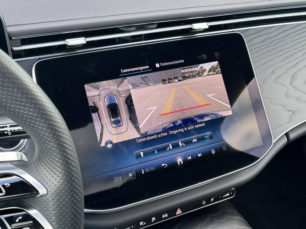 Mercedes-Benz E-Klasse 300 e amg line l panoramadak l 360 camera l head-up 