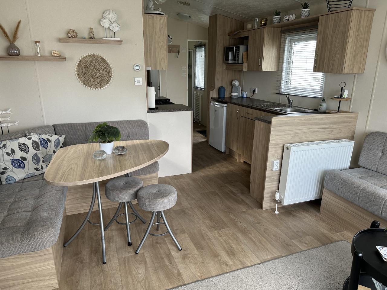 Prachtig en instap klaar chalet te koop op 5* vakantiepark "de Paardekreek"