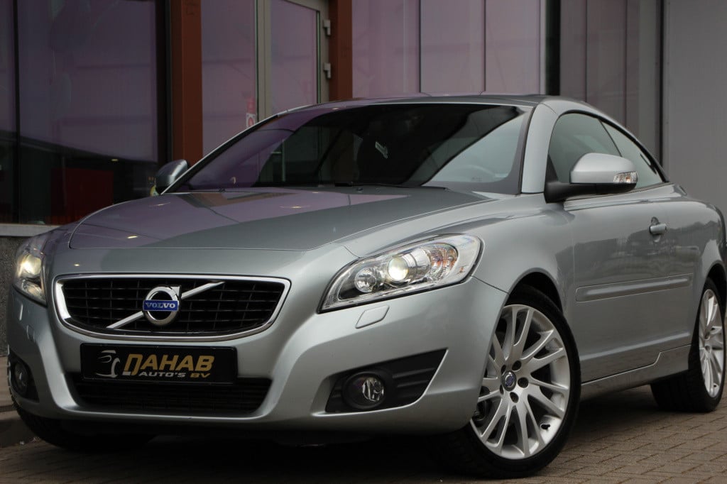 Volvo C70 convertible 2.5 t5 momentum | cruise | 230pk | leder/elec. stoele