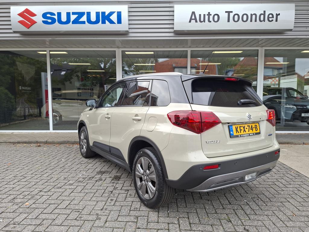 Suzuki Vitara 1.4 boosterjet select smart hybrid
