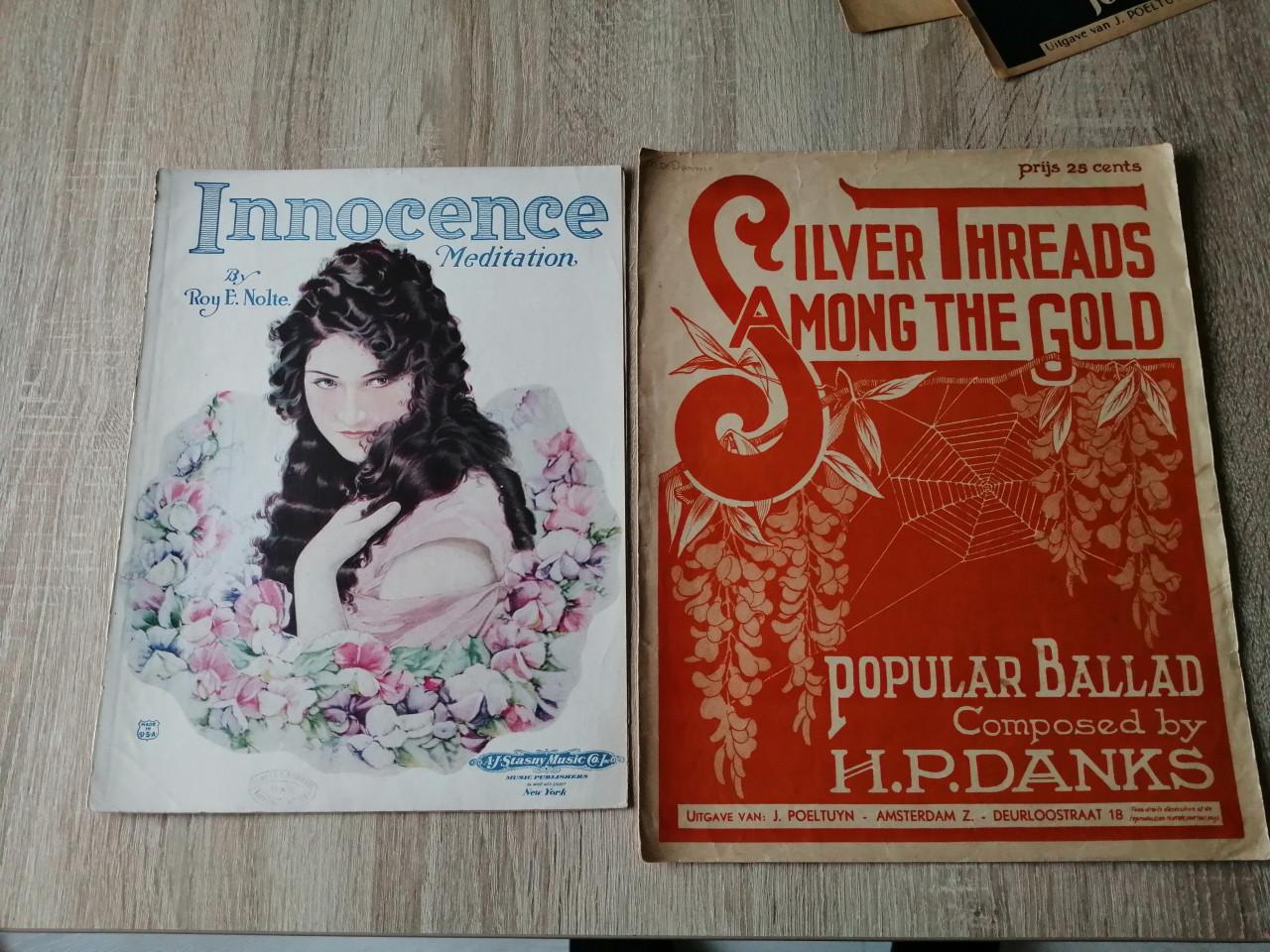 58 stuks oude bladmuziek