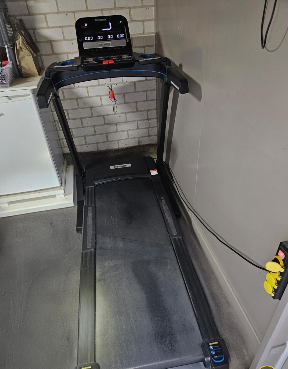 Reebok jet 300 series loopband +bluetooth