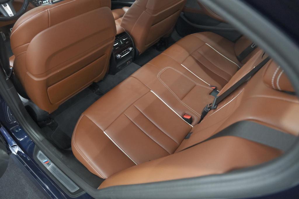 BMW 5 Serie 545e xdrive business edition plus | m sportpakket | driving ass
