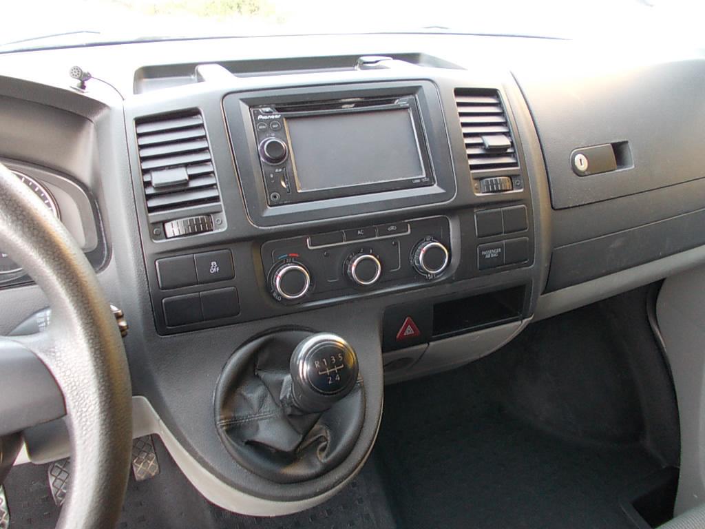 Volkswagen Transporter 2.0 tdi airco, navigatie, dakrail, trekhaak
