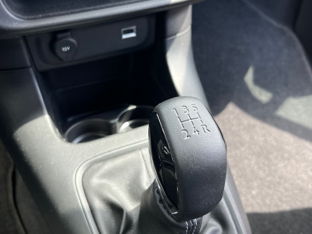 Citroen C3 1.2 puretech 82pk s&s feel edition | kleurnavigatietomtom | blue