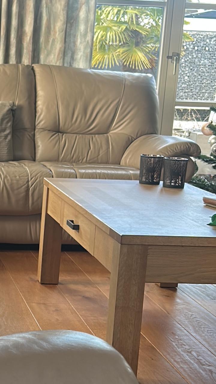 Eiken salontafel met lade