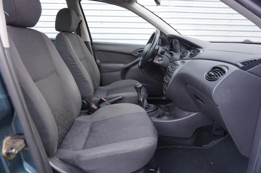 Ford Focus wagon 1.6-16v cool edition airco / elektr. ramen / trekhaak / lm