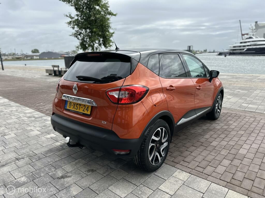 Renault Captur 0.9 TCe Helly Hansen Clima Navi km178.801 Nap BJ2014