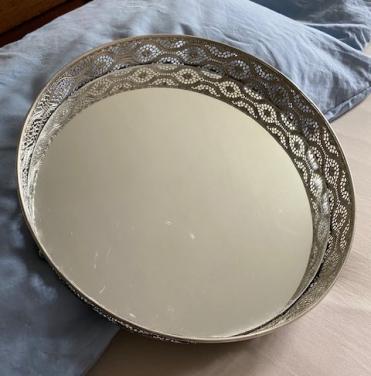 Decoratie blad met spiegel erin