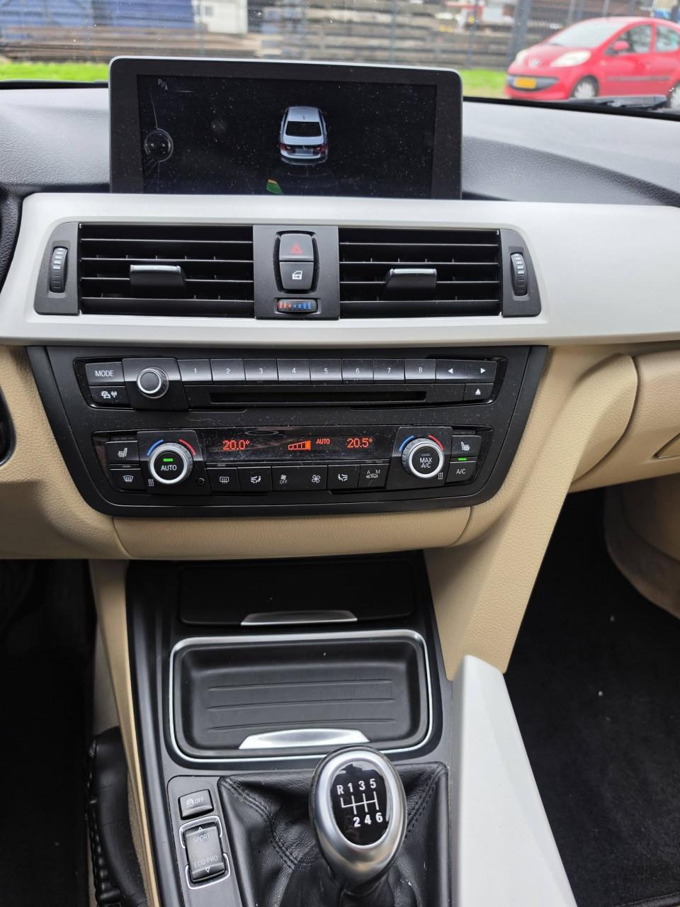 Te Koop: BMW 320i F30 – Luxe & Sportief!