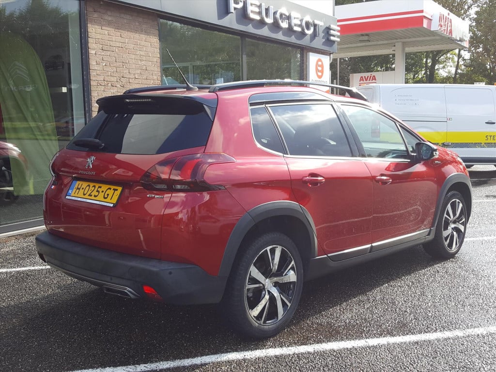 Peugeot 2008 1.2 puretech 110pk gt-line (vol)automaat eat6 navi | bt | park